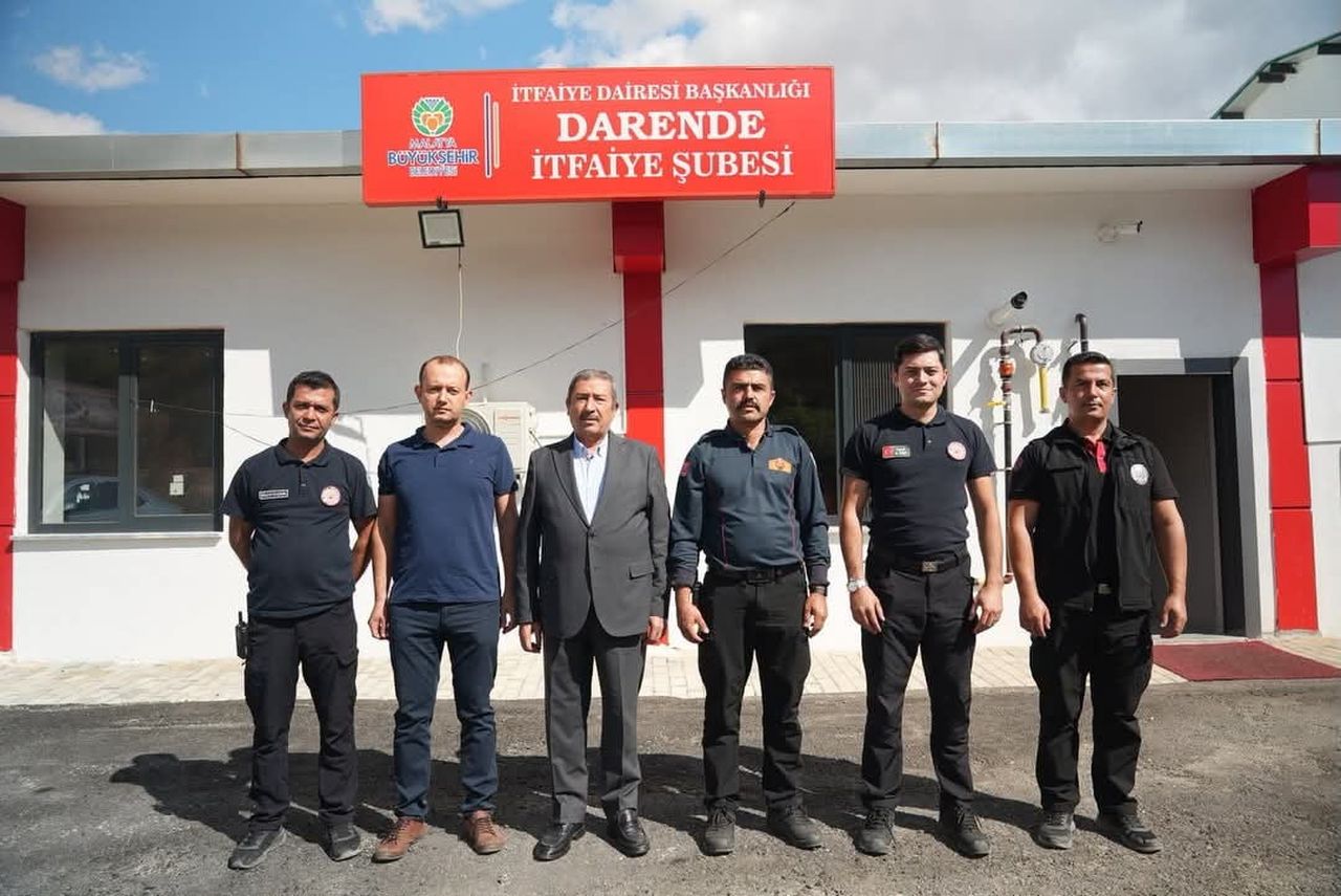 DARENDE’DE İTFAİYE PERSONELİNE İTFAİYE HAFTASI ZİYARETİ