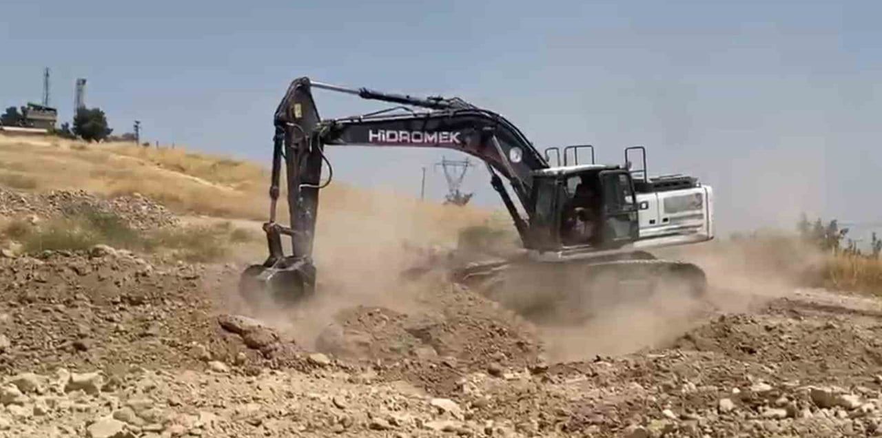 ÇİÇEKALAN MAHALLESİ’NDE MEZARLIK SORUNUNA ÇÖZÜM
