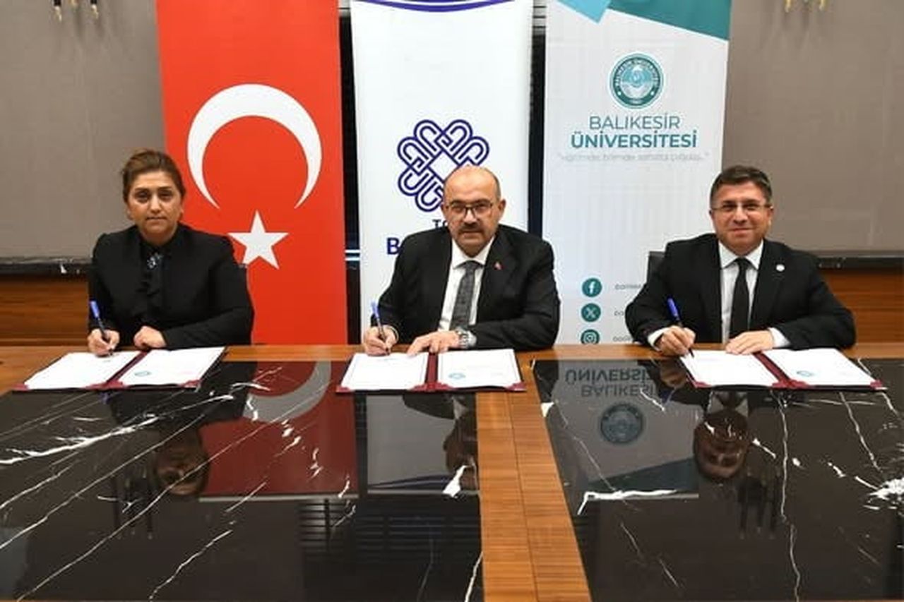 BALIKESİR’DE SOSYAL HİZMETLERDE ÜNİVERSİTE-KAMU İŞ BİRLİĞİ GÜÇLENİYOR