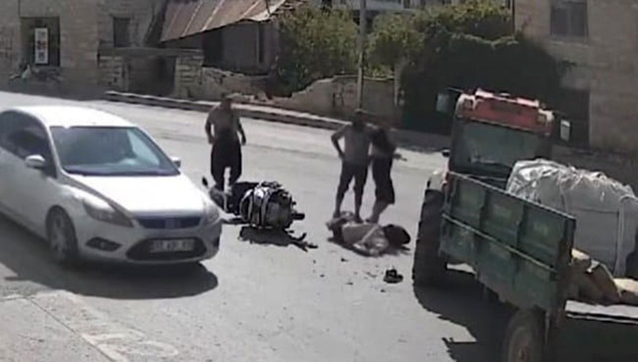 KAZA ANI BİR İŞ YERİNİN GÜVENLİK KAMERASINA YANSIDI.