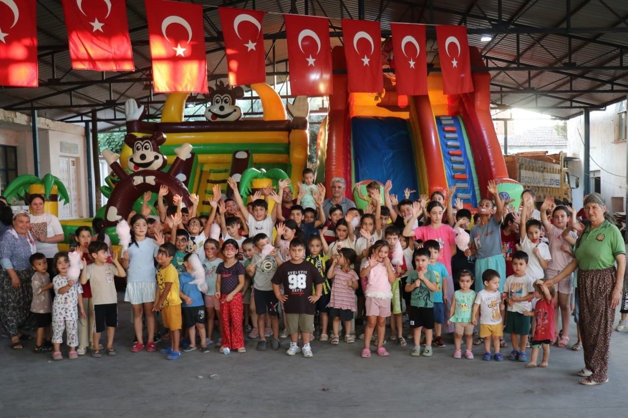 BOZDOĞAN BELEDİYESİ’NİN ÇOCUKLAR İÇİN DÜZENLEDİĞİ YAZ ŞENLİKLERİ TÜM COŞKUSUYLA DEVAM EDİYOR....
