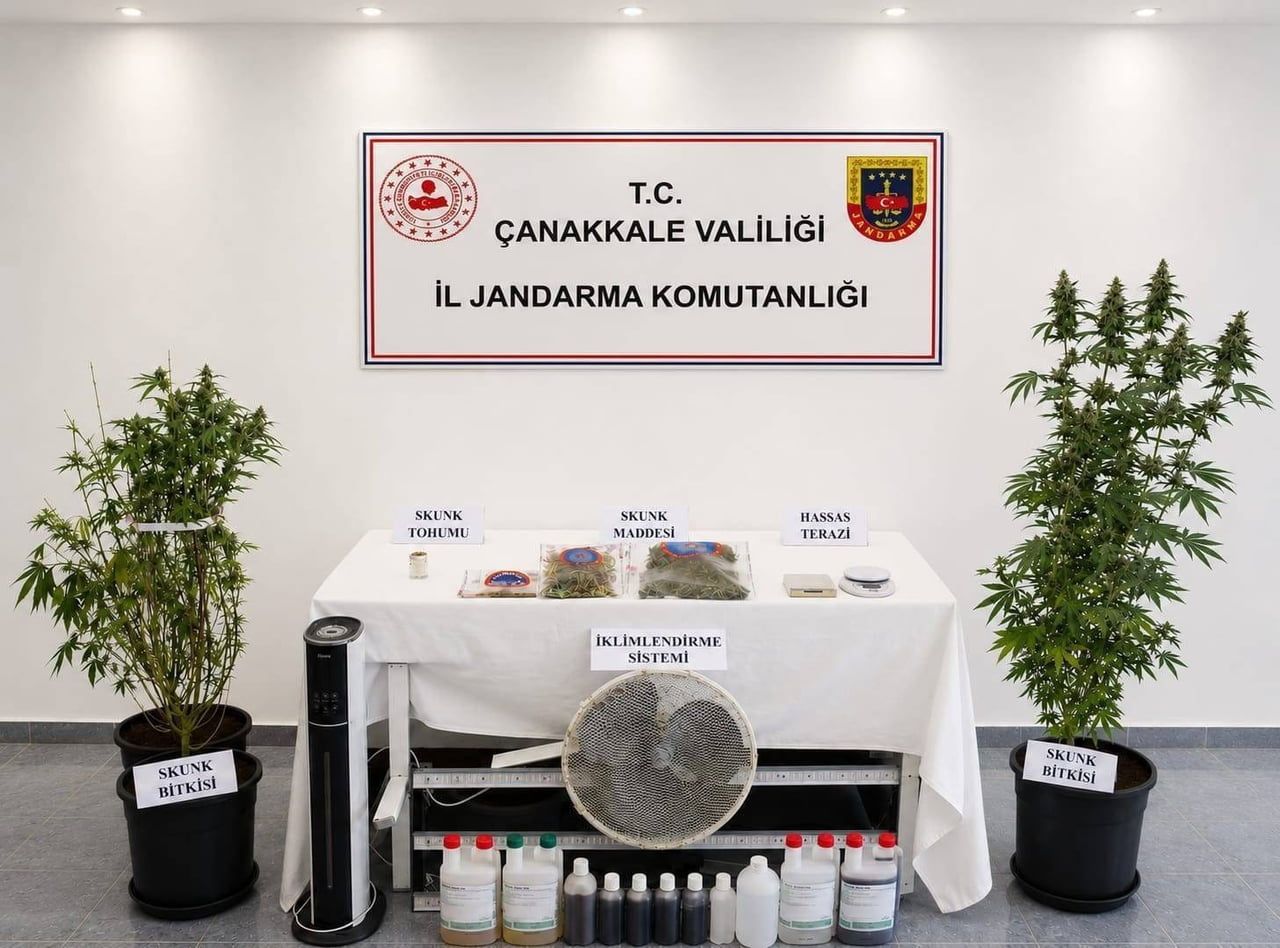 ÇANAKKALE’DE JANDARMA EKİPLERİNCE 68 ŞÜPHELİYE YÖNELİK 35 ADRESE GENİŞ KAPSAMLI UYUŞTURUCU...