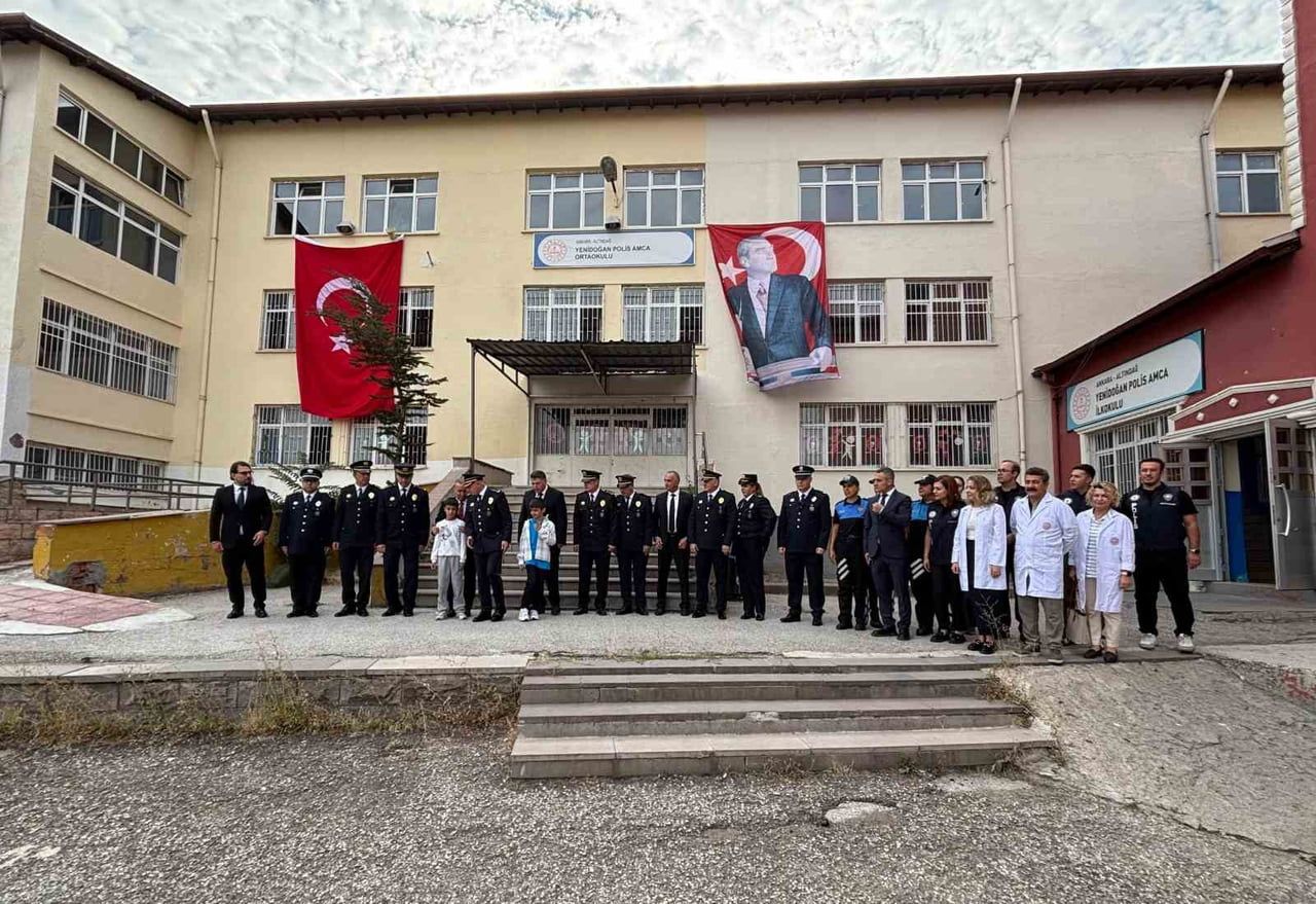 ANKARA İL EMNİYET MÜDÜRÜ MAKSUT YÜKSEK, YENİ EĞİTİM ÖĞRETİM YILI ÇERÇEVESİNDE, ALTINDAĞ’DA YER...
