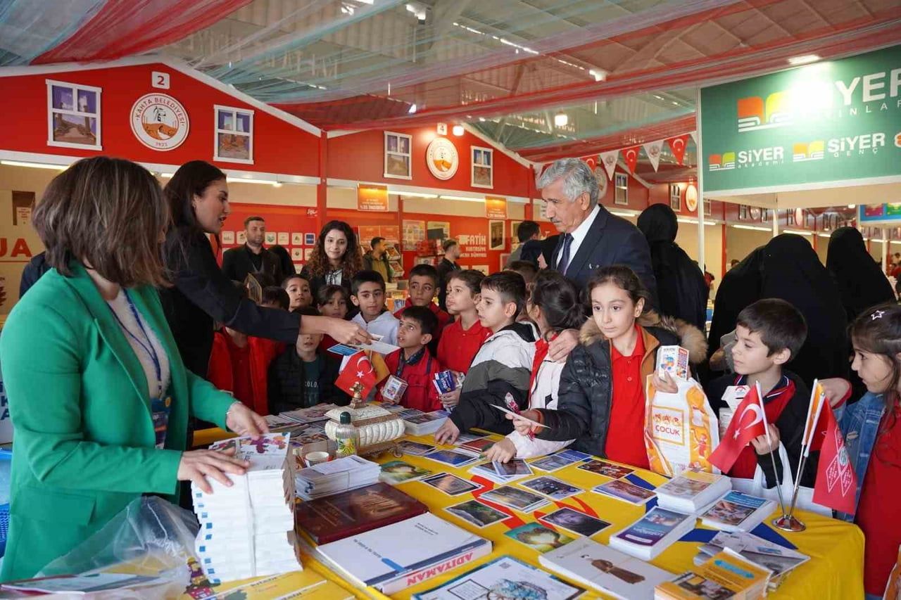 KAHTA’DA 2. KİTAP GÜNLERİ BAŞLIYOR
