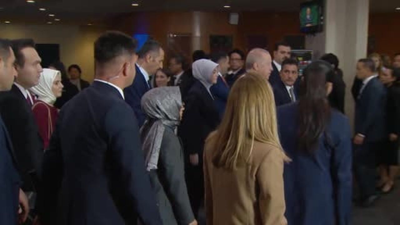 - Cumhurbaşkanı Erdoğan, "Artan yabancı düşmanlığı, kültürel ırkçılık ve antisemitizm...