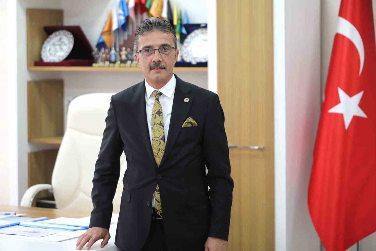 BAŞKAN ŞENOL DİNÇ