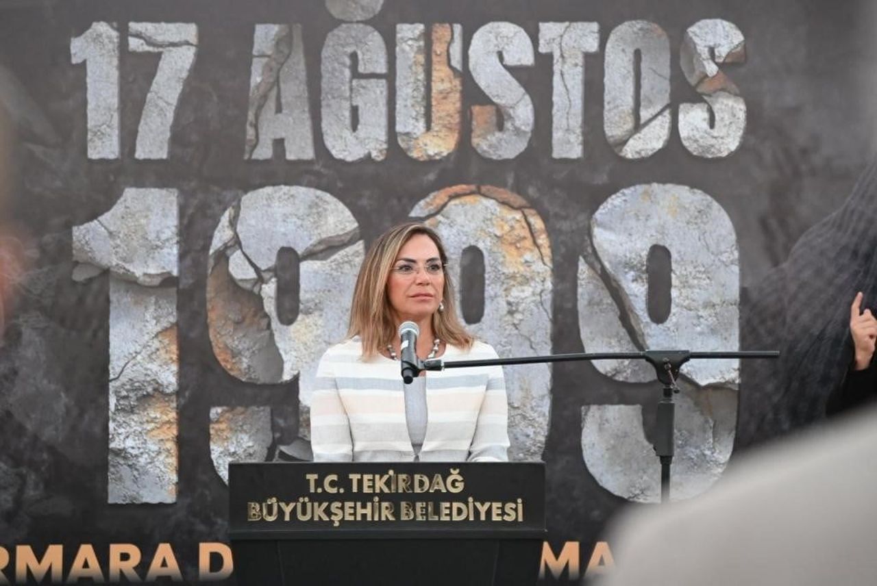 PROGRAMDA KONUŞAN TEKİRDAĞ BÜYÜKŞEHİR BELEDİYE BAŞKANI DR. CANDAN YÜCEER, KONUŞMA YAPTI.