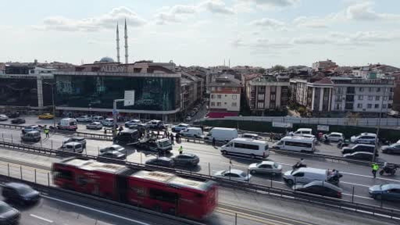 Yaz kursundaki öğrencileri taşıyan araç kaza yaptı: 5’i ağır 13 yaralı