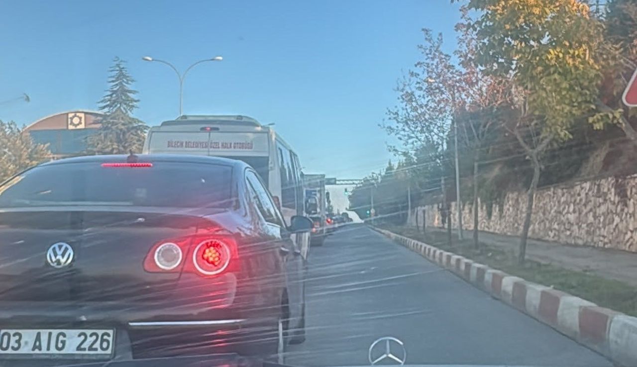 SANAYİ RAMPASINDA TRAFİK ÇİLESİ