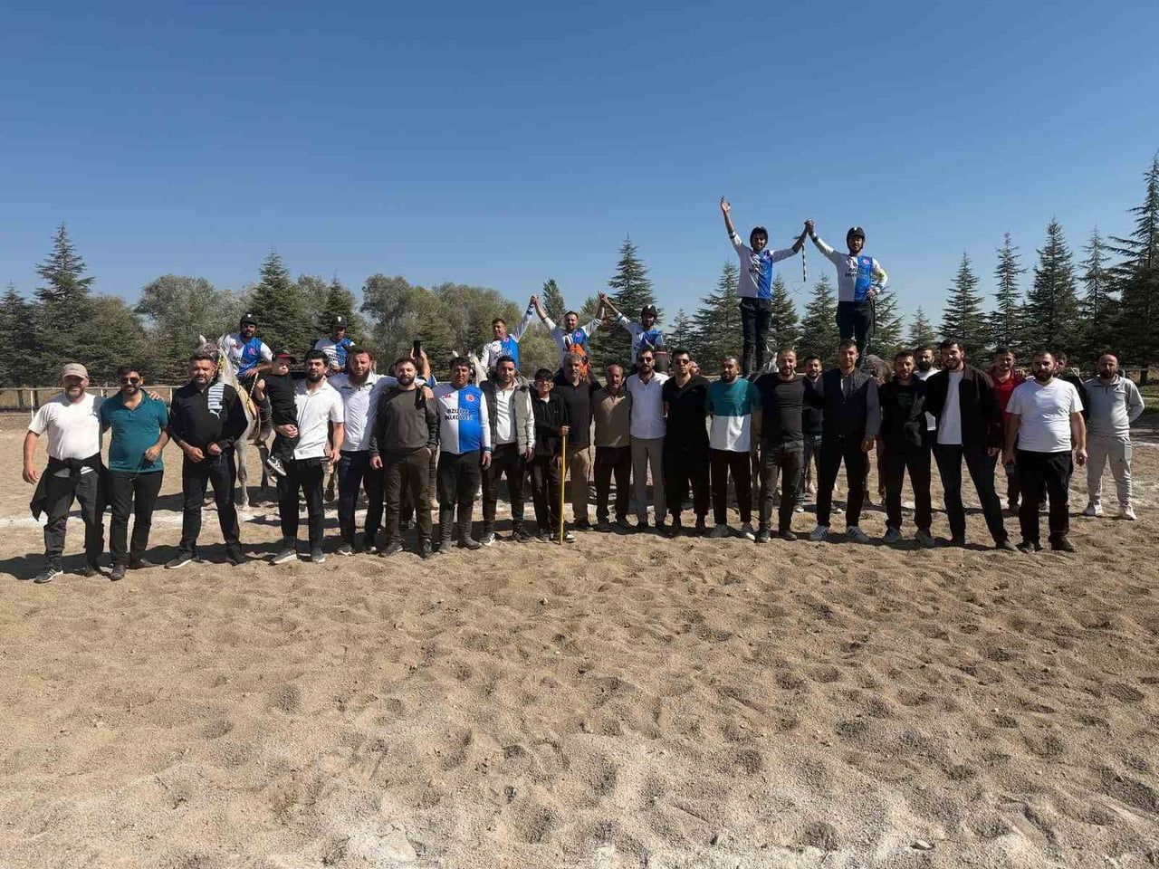 AZİZİYE ŞENGEL ATLI SPOR KULÜBÜ, ANKARA'DA DÜZENLENEN 2026 ATLI CİRİT TÜRKİYE ŞAMPİYONASI YARI...