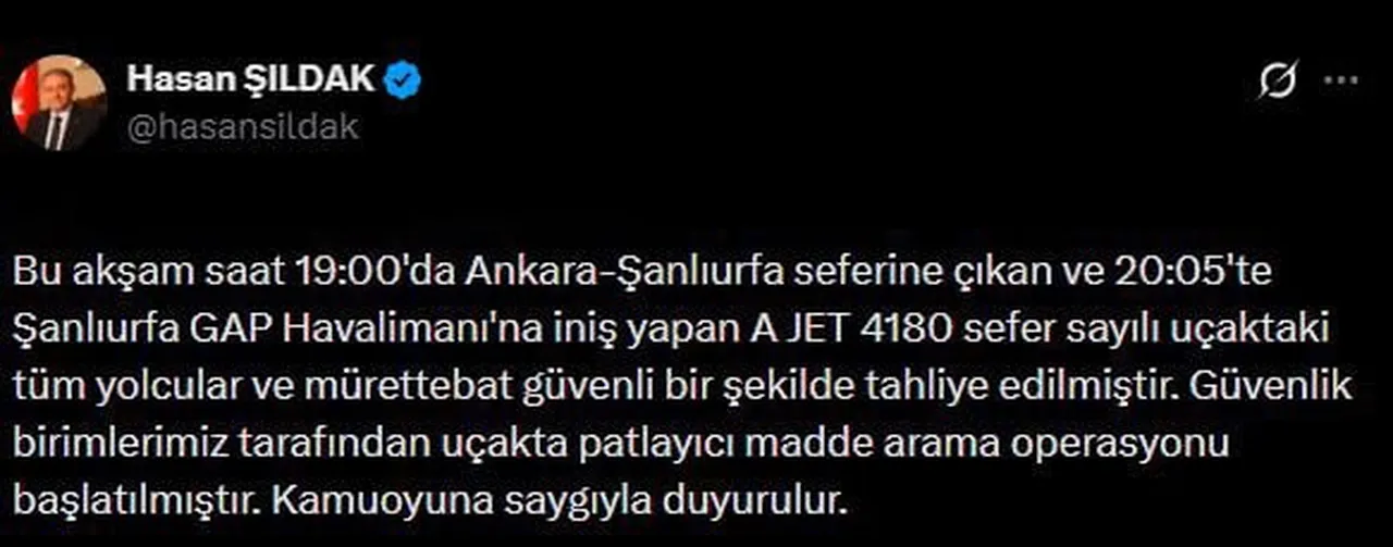 ŞANLIURFA VALİSİ HASAN ŞILDAK, BOMBA İHBARI YAPILAN UÇAKTA BULUNAN YOLCULAR VE MÜRETTEBATIN...