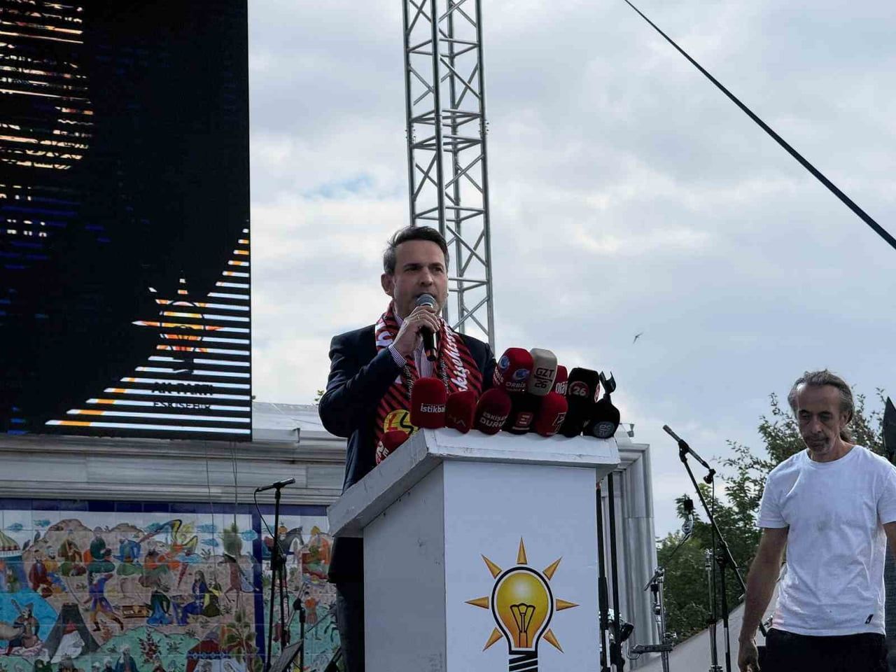 ENERJİ VE TABİİ KAYNAKLAR BAKANI ALPARSLAN BAYRAKTAR