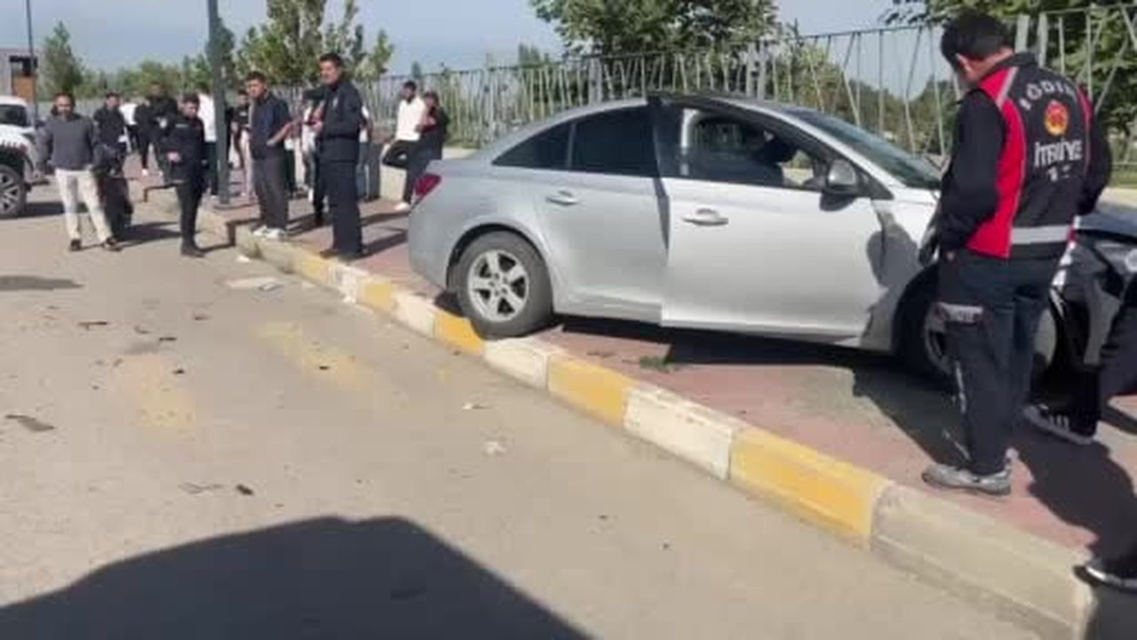 Iğdır’da trafik kazası: 2 sürücü yaralandı