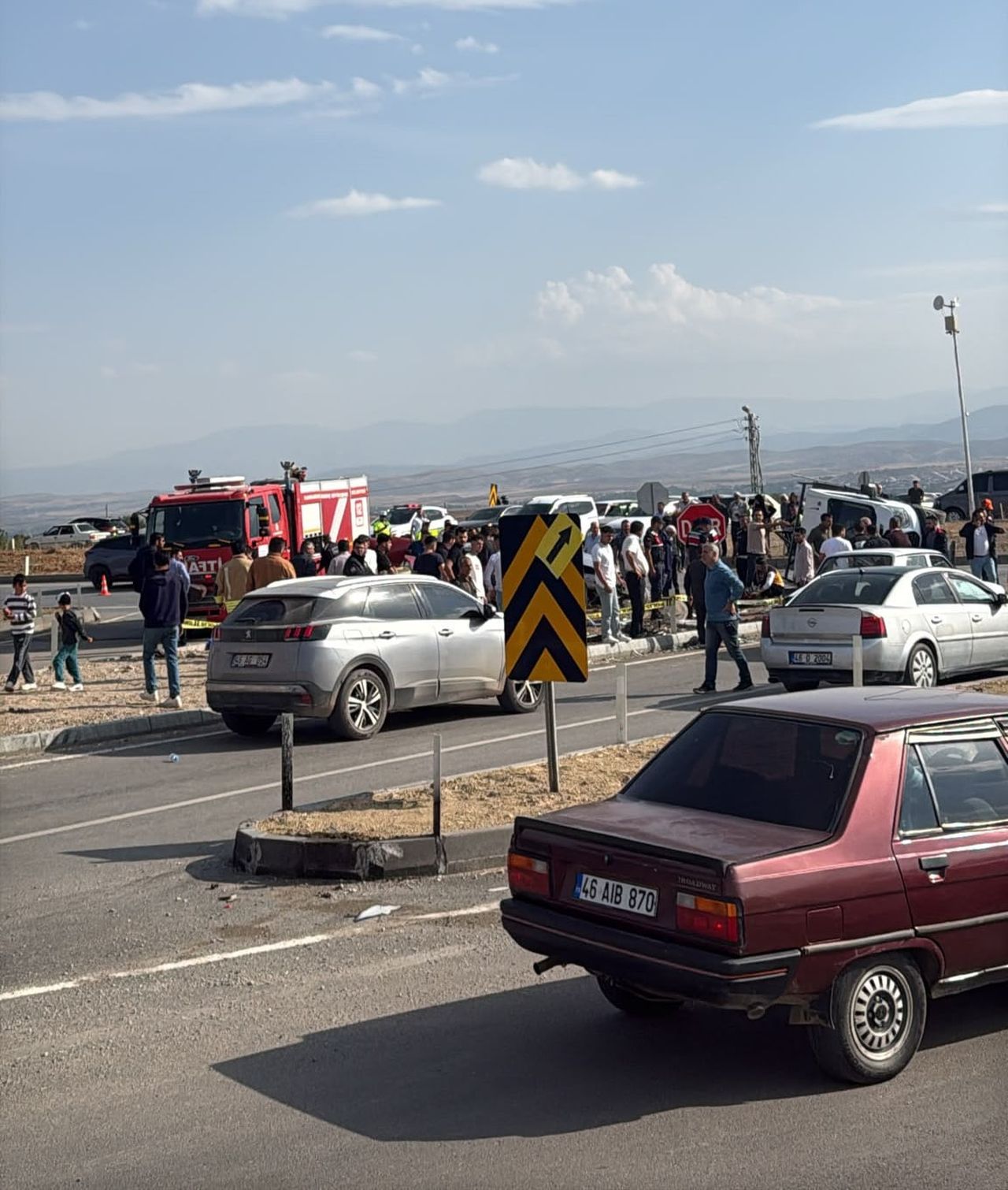 KAHRAMANMARAŞ'TA MHP'Lİ MİLLETVEKİLİ VE İL BAŞKANININ BULUNDUĞU KONVOYDA MEYDANA GELEN TRAFİK...