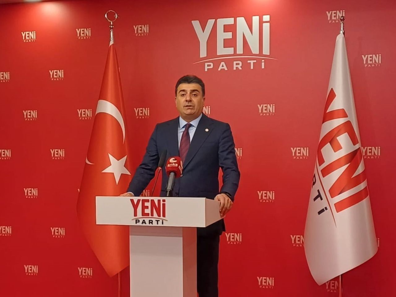 YENİ PARTİ SÖZCÜSÜ ZEYNEL EMRE, "YENİ PARTİ İSMİNİN BAŞINA KÜÇÜK BİR DÜZENLEME KOYARAK KONUYU...
