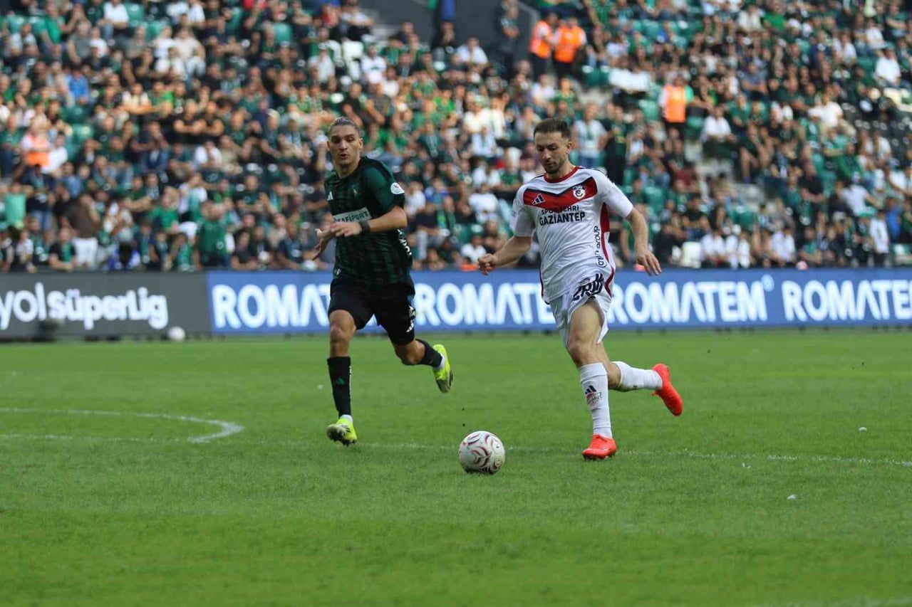 TRENDYOL SÜPER LİG’İN 6. HAFTASINDA KOCAELİSPOR, SAHASINDA GAZİANTEP FK’YI 2-0 MAĞLUP...