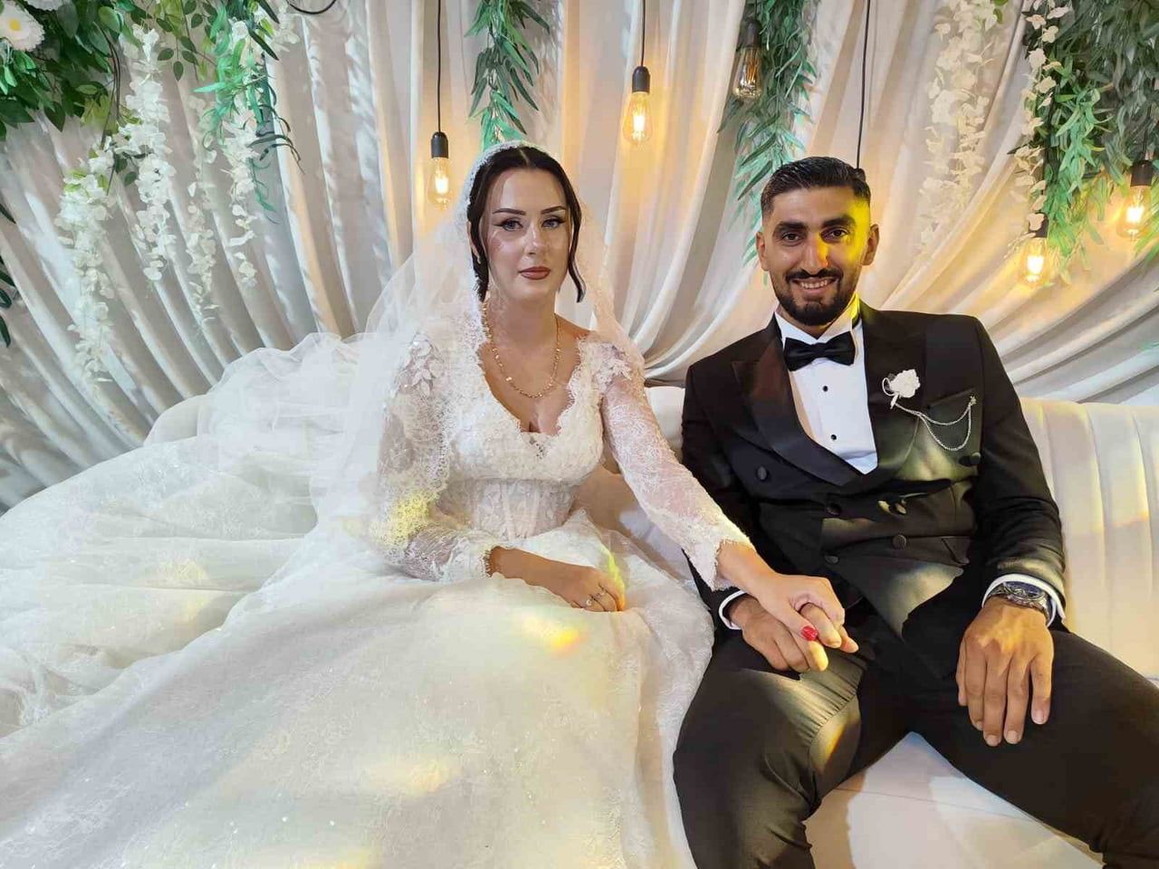 POLONYA’NIN BAŞKENTİ VARŞOVA’DA TANIŞAN UMUTCAN ERÇİN İLE POLONYALI İZABELLA SENSKA, İKİ YILLIK...