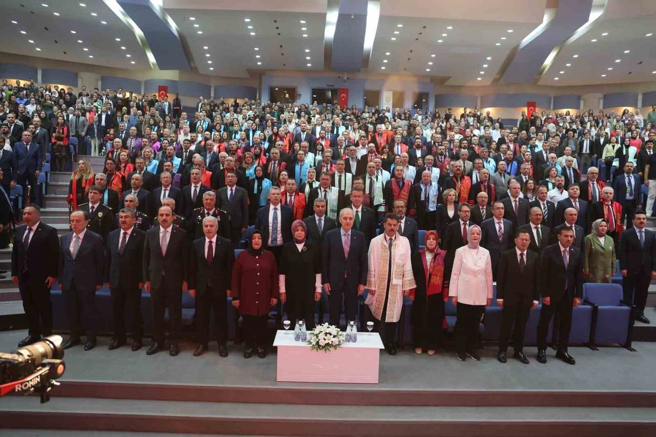 SELÇUK ÜNİVERSİTESİNDE (SÜ) 2026-2027 AKADEMİK YILI AÇILIŞ TÖRENİ TÜRKİYE BÜYÜK MİLLET MECLİSİ...