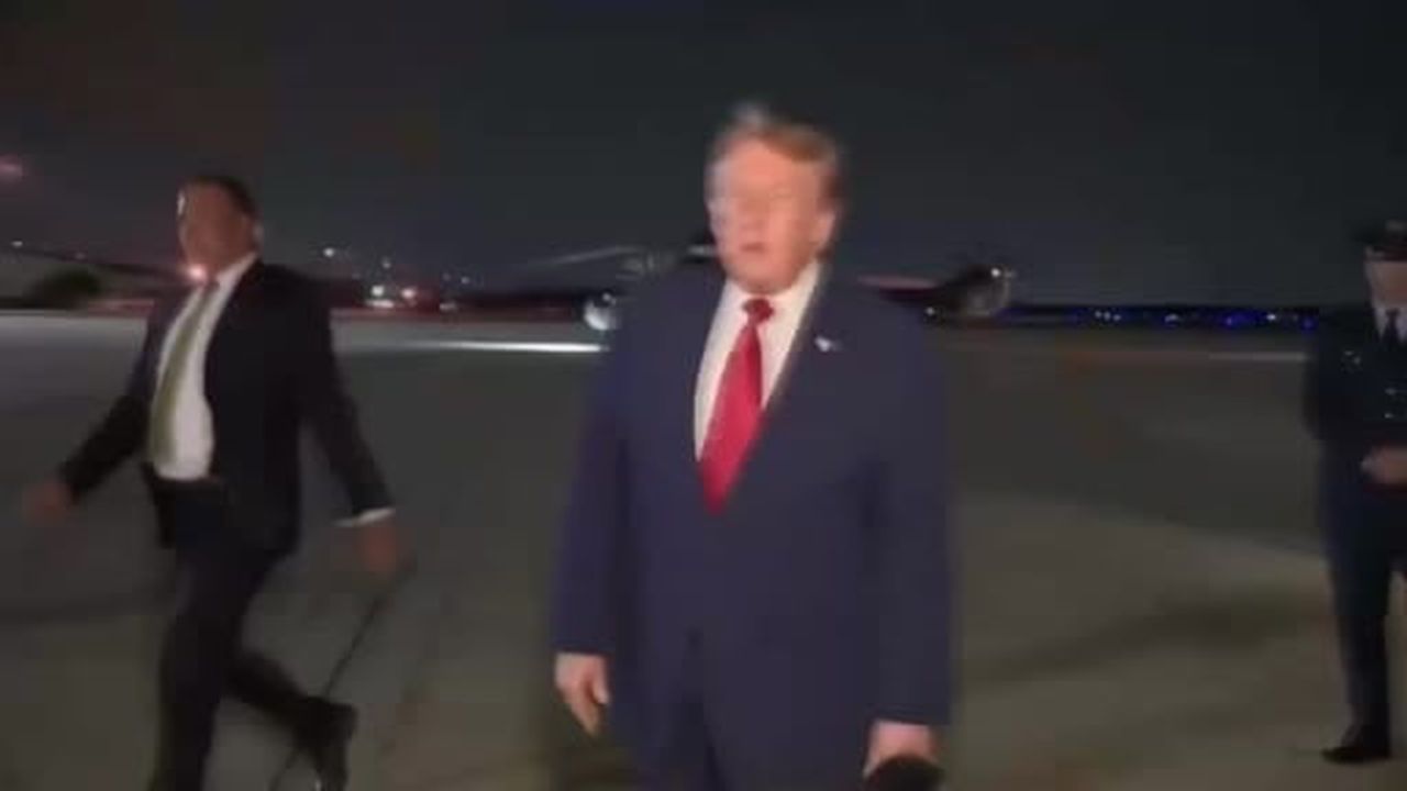 ABD Başkanı Donald Trump, İran’ın sürekli olarak kendisine yalan söylediğini ve bu yüzden İran’a...