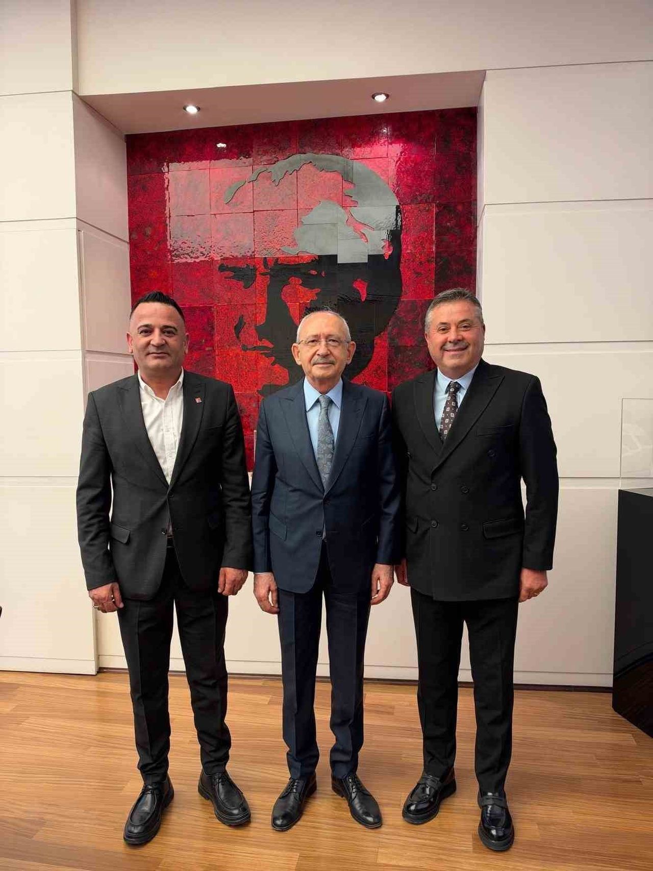(SOL BAŞTAN) KAZIM YAĞMUR, CHP GENEL BAŞKANI KEMAL KILIÇDAROĞLU, İSMAİL CİNOĞLU