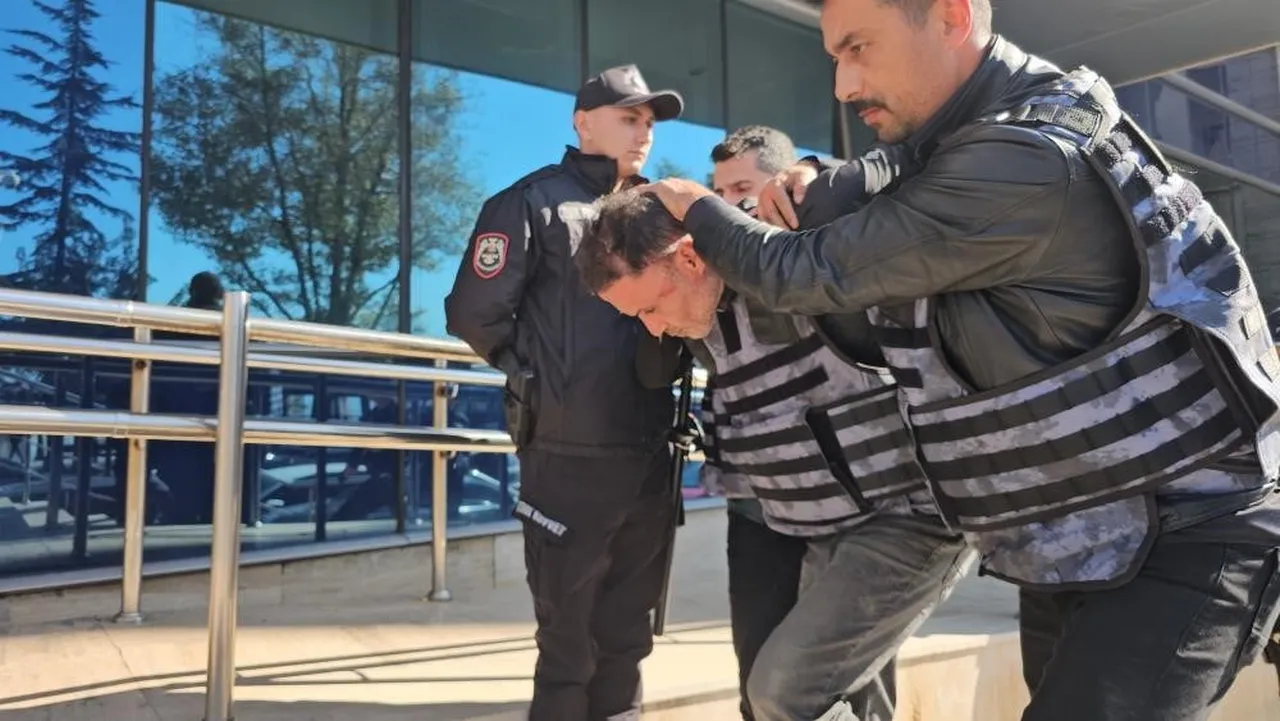 ZONGULDAK'IN KİLİMLİ İLÇESİNDE BOŞANMA AŞAMASINDAKİ EŞİ BURÇİN D. (41) İLE KENDİSİNE YARDIM ETMEK...