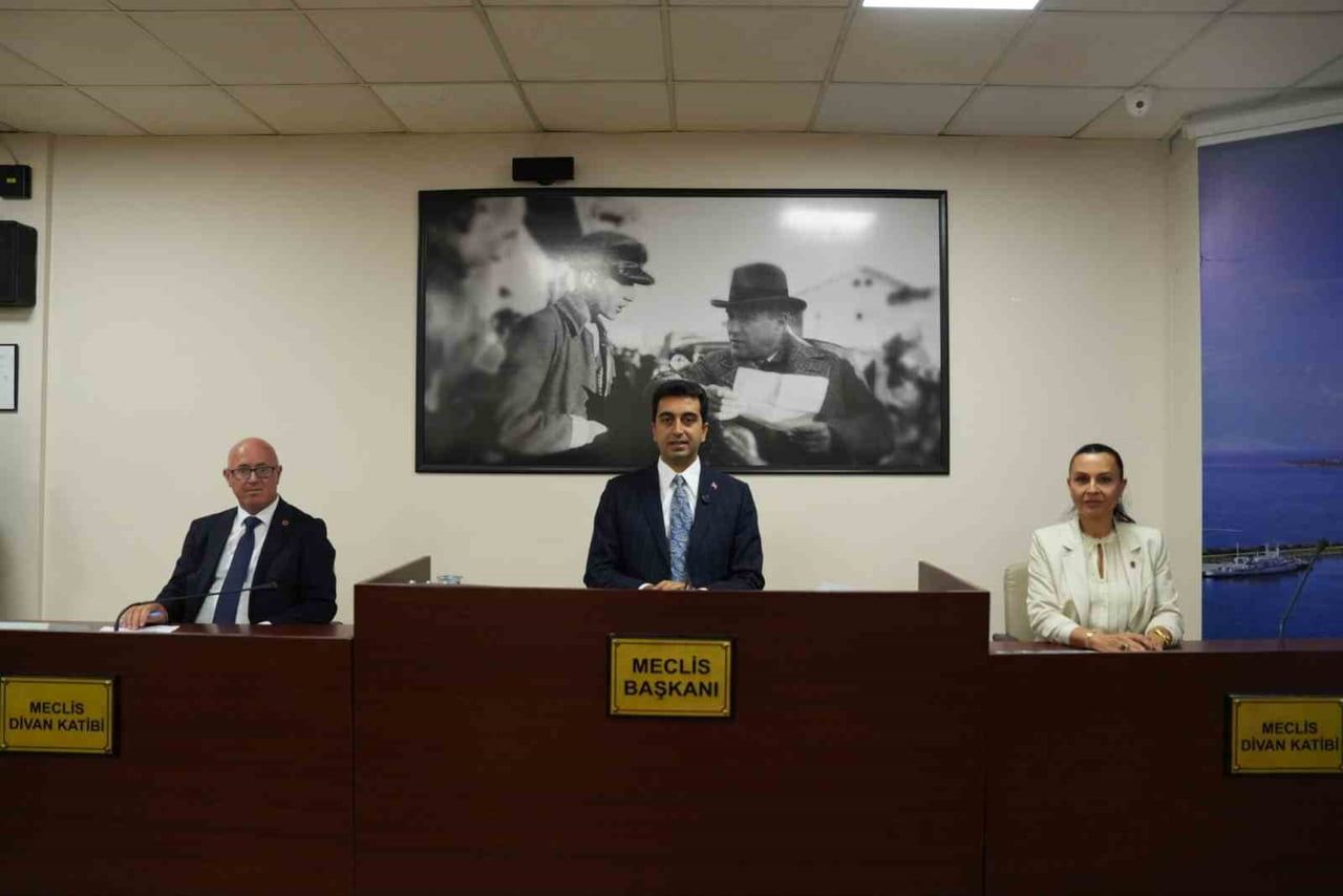 TUZLA BELEDİYE BAŞKANI AV. EREN ALİ BİNGÖL, EYLÜL AYI MECLİS TOPLANTISINDA YAPTIĞI KONUŞMADA, İMAR...