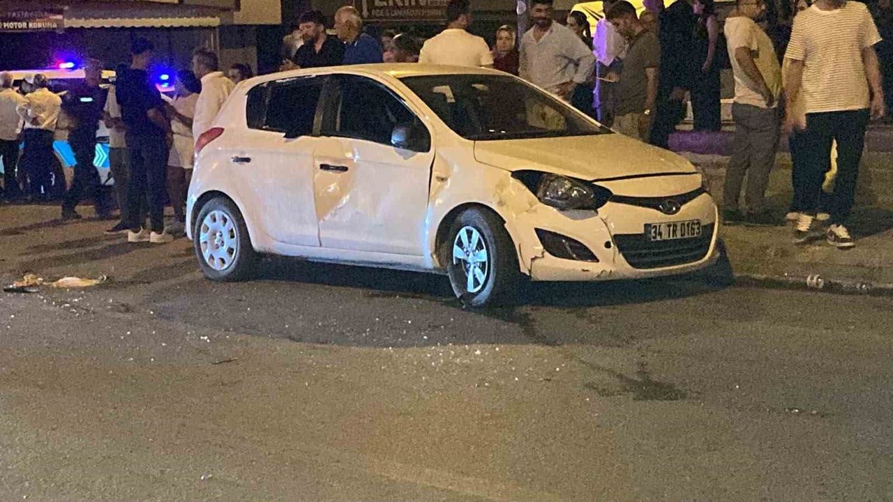 MERSİN'İN ERDEMLİ İLÇESİNDE MOTOSİKLET İLE OTOMOBİLİN ÇARPIŞMASI SONUCU MEYDANA GELEN KAZADA 3...