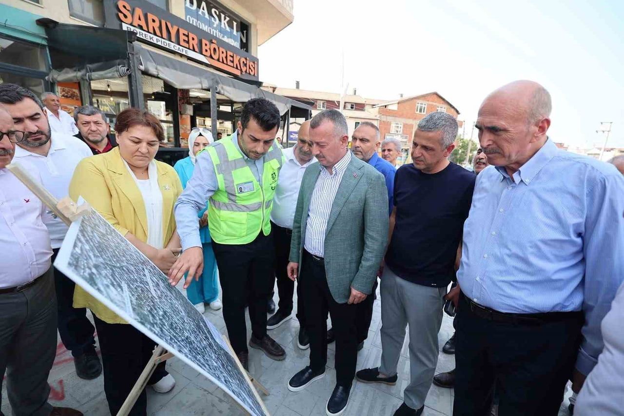 KOCAELİ BÜYÜKŞEHİR BELEDİYE BAŞKANI TAHİR BÜYÜKAKIN, ÇAYIROVA’DA ALTYAPISI YENİLENEN UĞUR MUMCU...