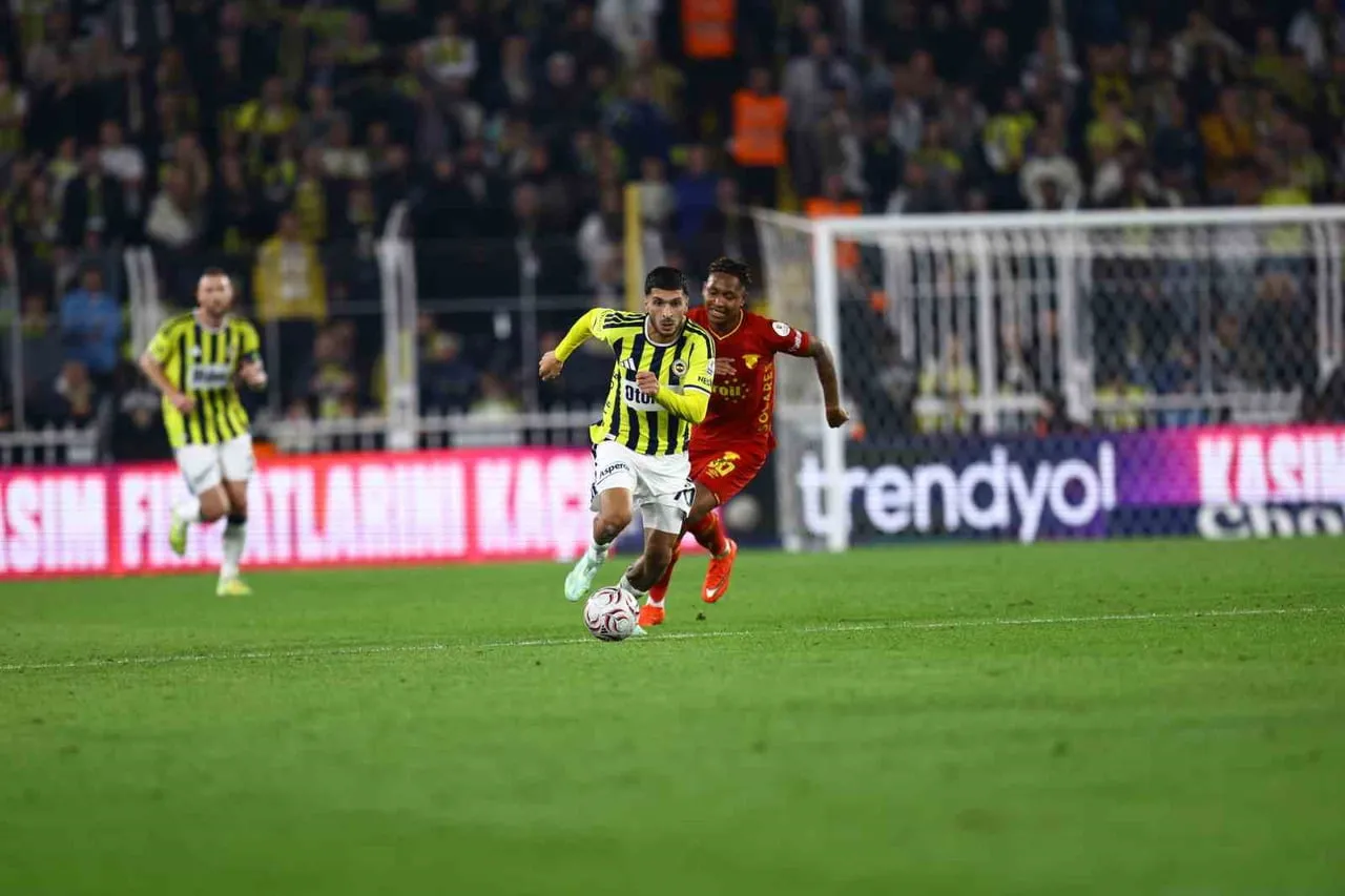 TRENDYOL SÜPER LİG'İN 10. HAFTASINDA FENERBAHÇE, GÖZTEPE'Yİ KONUK EDİYOR. MÜCADELENİN İLK YARISI...