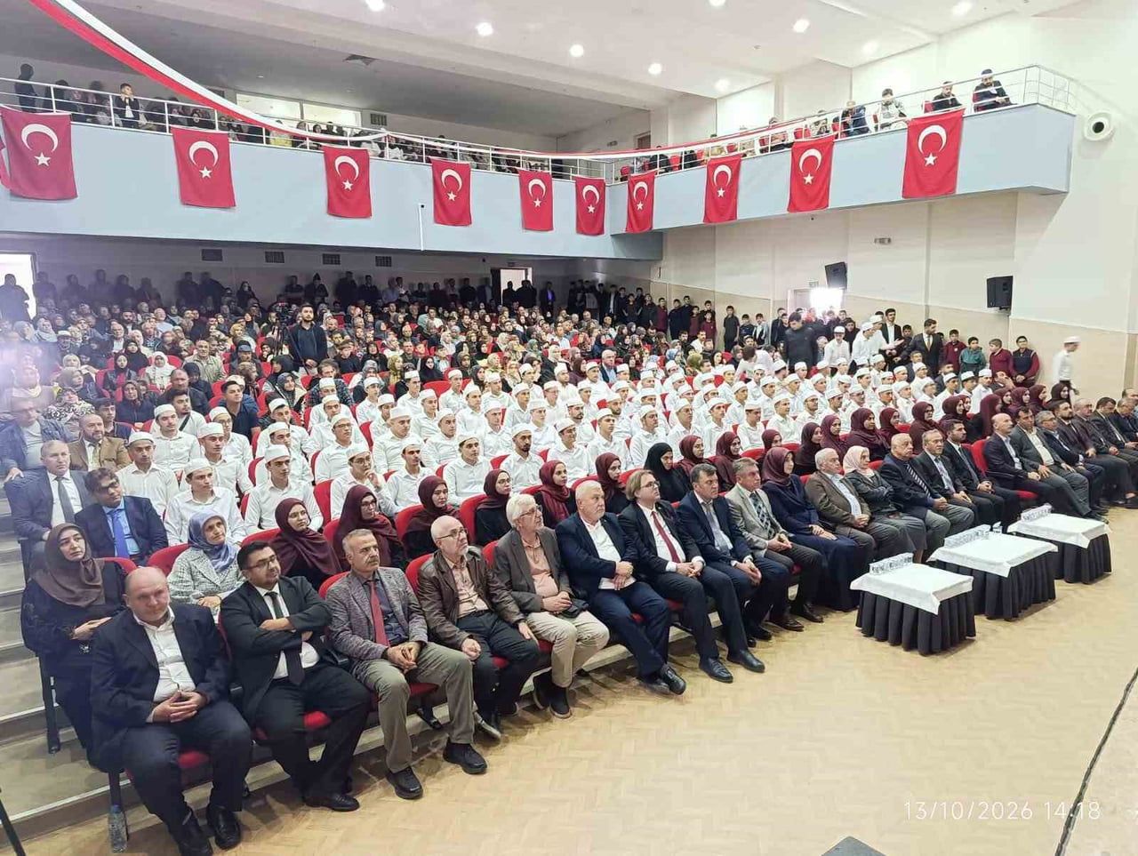 AFYONKARAHİSAR’DA HAFIZLIK EĞİTİMLERİNİN ARDINDAN KUR’AN-I KERİM’İ ANLAMA VE İSLAMİ İLİMLER...
