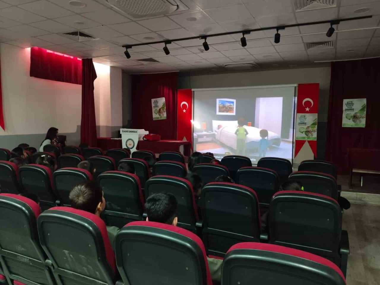 ELAZIĞ’DA ÖĞRENCİLERE AFET FARKINDALIK EĞİTİMİ