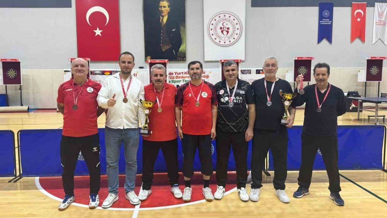KARABÜK ÜNİVERSİTESİ (KBÜ) PERSONELİNDEN OLUŞAN TAKIMLAR 4. KAMU SPOR OYUNLARI MASA TENİSİ KARABÜK...