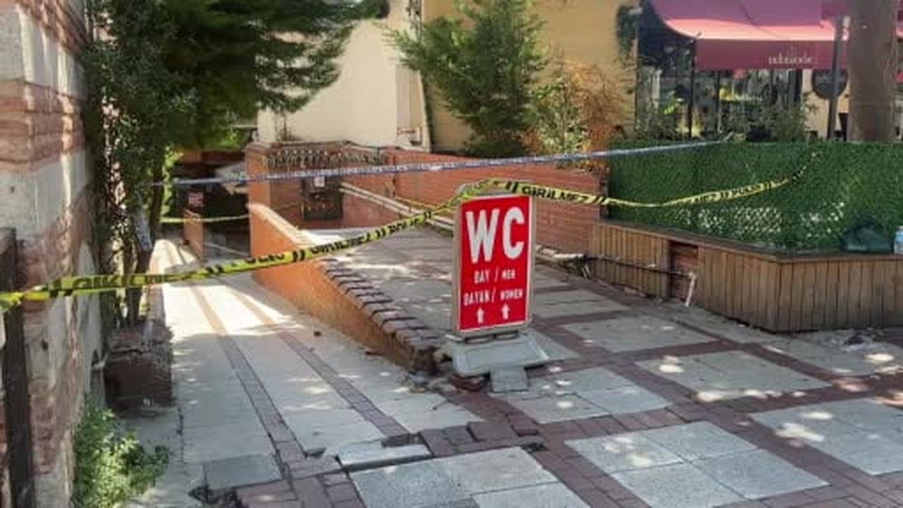 Eyüpsultan’da feci olay: Elektrik kablosu çeken işçi akıma kapılarak hayatını kaybetti