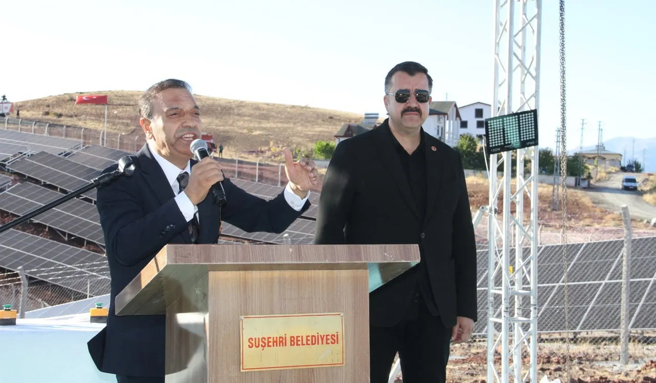 MHP SİVAS MİLLETVEKİLİ AHMET ÖZYÜREK (SOLDA) VE SUŞEHRİ BELEDİYE BAŞKANI AHMET AYHAN KAYAOĞLU...