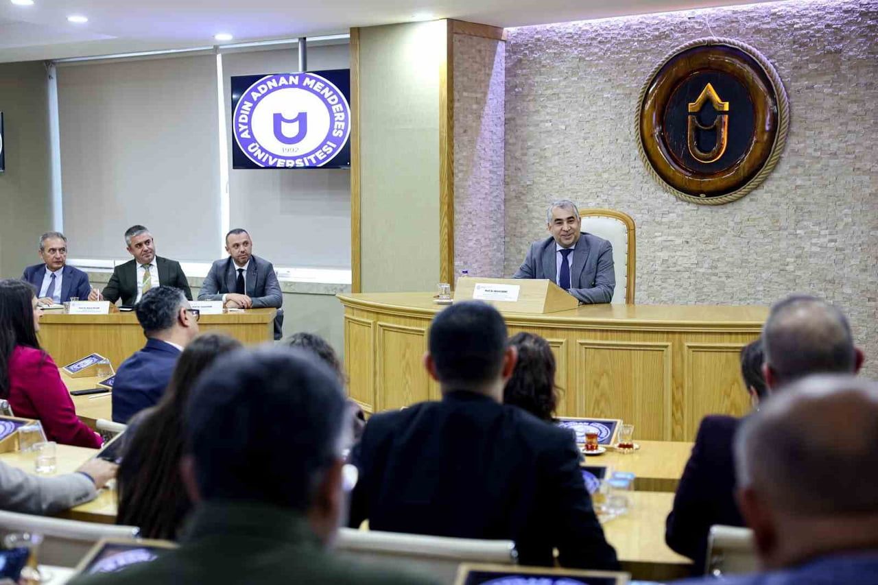 AYDIN ADNAN MENDERES ÜNİVERSİTESİ'NDE (ADÜ) 6 MESLEK YÜKSEKOKULUNDAKİ ÇEŞİTLİ PROGRAMLARIN...