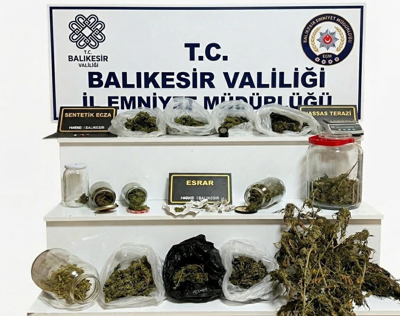 ELE GEÇİRİLENLER