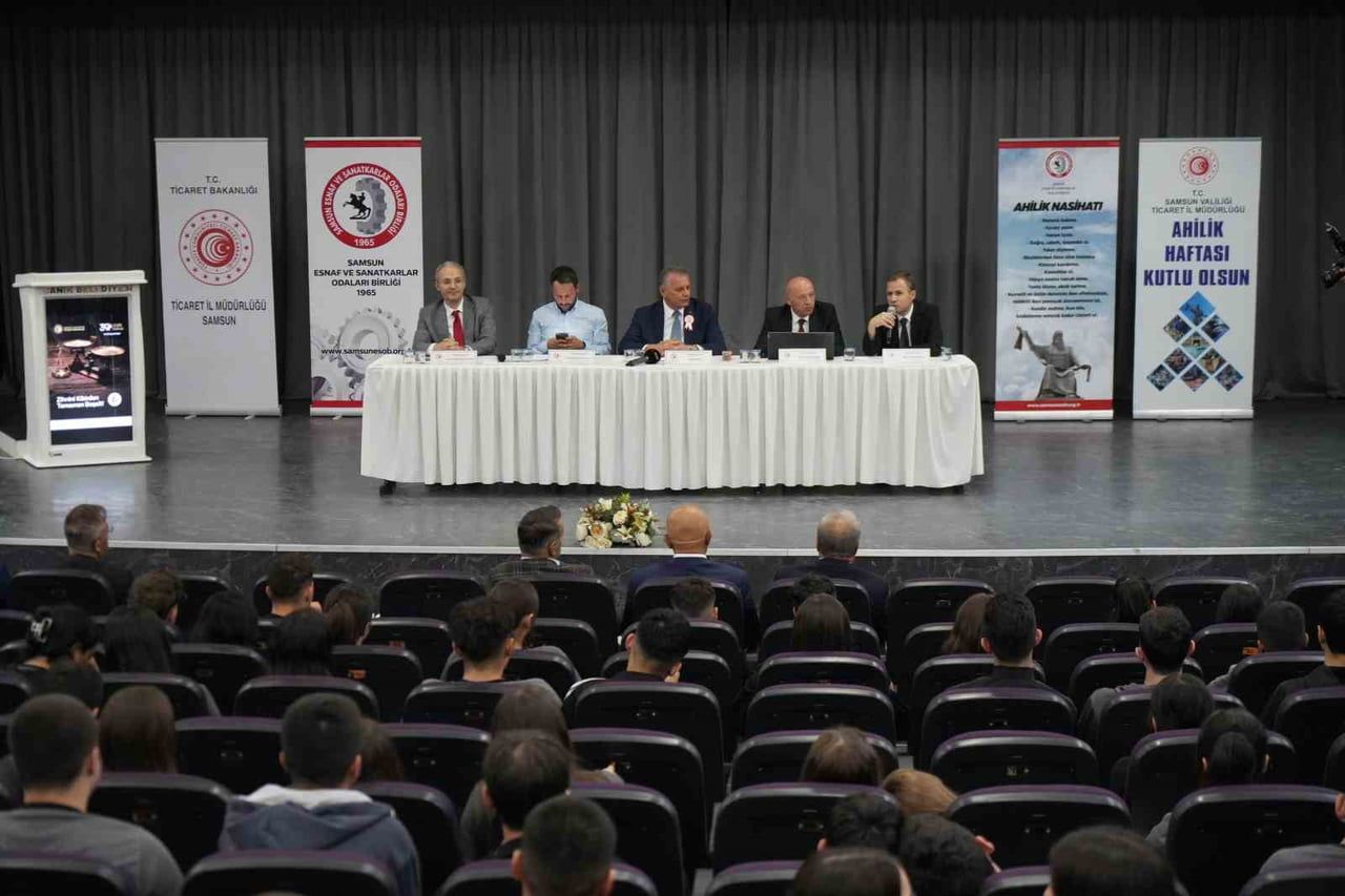SAMSUN’DA AHİLİK HAFTASI KUTLAMA PROGRAMLARI KAPSAMINDA DÜZENLENEN TÜRKLERDE AHİLİK KÜLTÜRÜ VE...