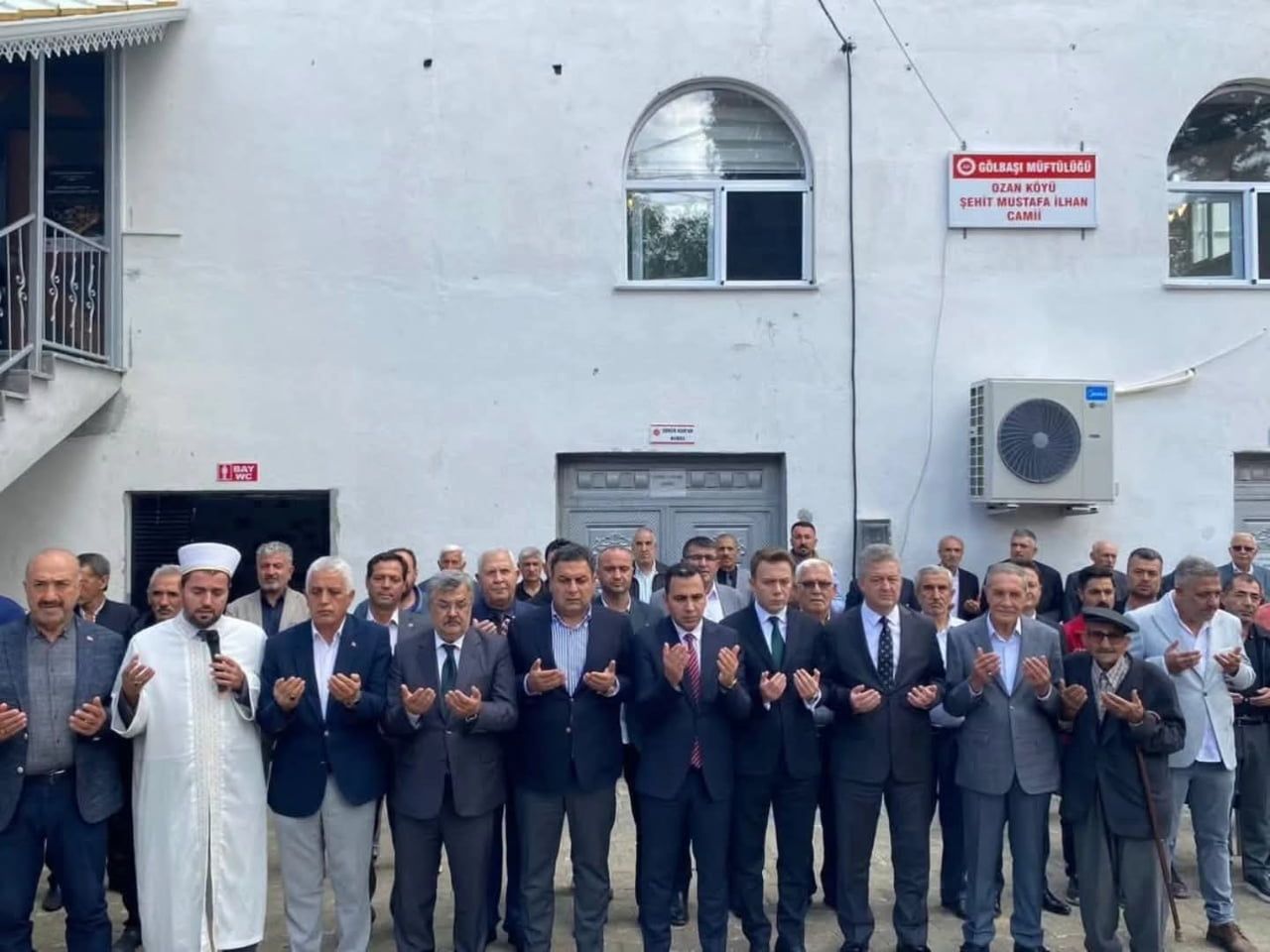 ADIYAMAN’IN GÖLBAŞI İLÇESİNE BAĞLI OZAN KÖYÜNDE, DEPREM ŞEHİDİ POLİS MEMURU MUSTAFA İLHAN’IN ADINI...