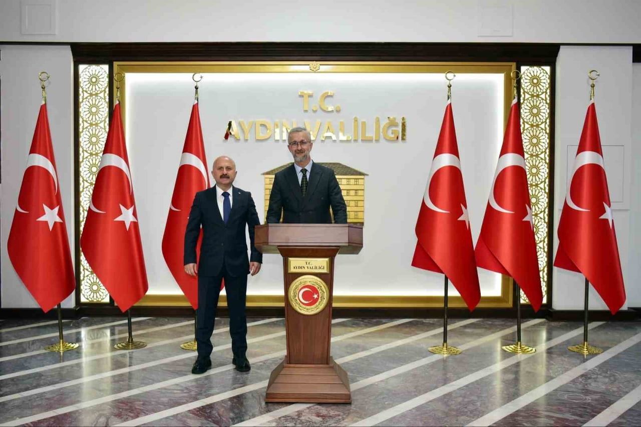 UKRAYNA’NIN ANKARA BÜYÜKELÇİSİ NARİMAN CELALOV, AYDIN VALİSİ DR. OSMAN VAROL VE AYDIN BÜYÜKŞEHİR...