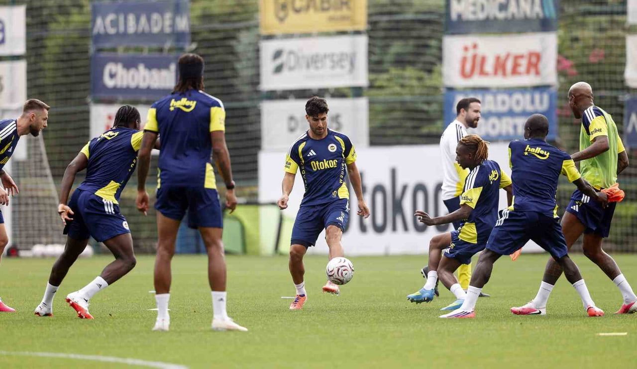 FENERBAHÇE, UEFA ŞAMPİYONLAR LİGİ 3. ÖN ELEME TURU RÖVANŞINDA DEPLASMANDA OYNAYACAĞI STURM GRAZ...