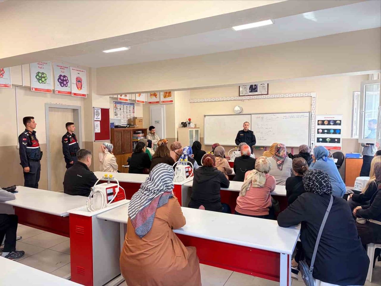 JANDARMADAN VELİLERE KRİTİK UYARI