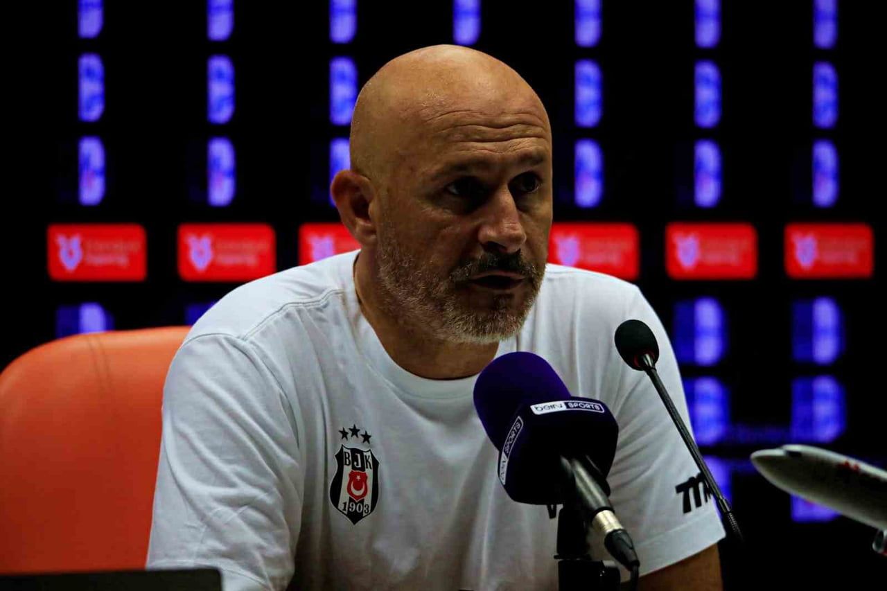 RENDYOL SÜPER LİG’İN 2. HAFTASINDA CORENDON ALANYASPOR, SAHASINDA BEŞİKTAŞ'I 1-0 MAĞLUP ETTİ....