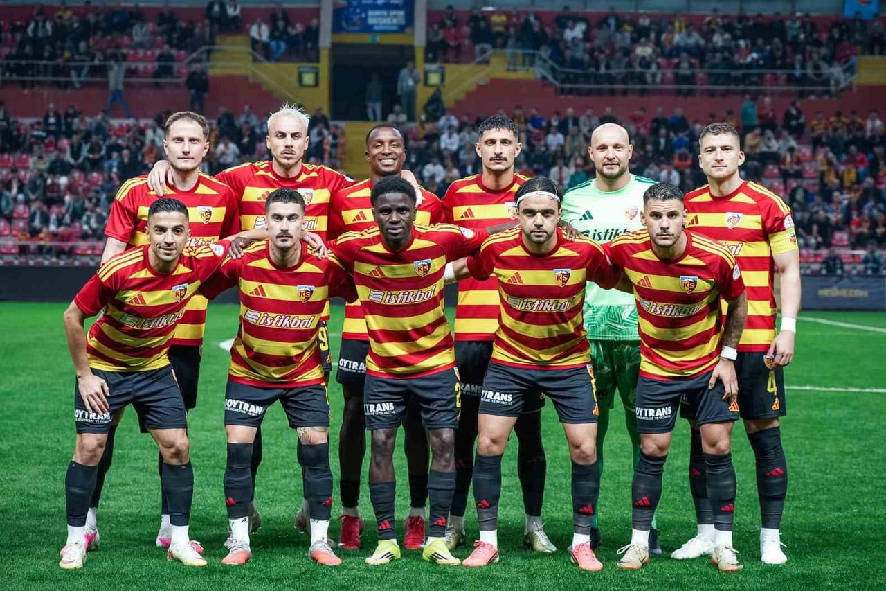 TFF 1. LİG’DE 11. HAFTA GERİDE KALIRKEN, KAYSERİSPOR SAHASINDA PUAN KAYBETMESİNE RAĞMEN ZİRVEDEKİ...