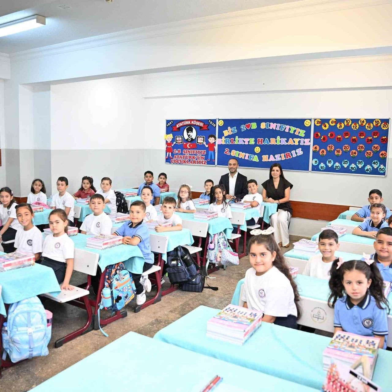 YENİ EĞİTİM-ÖĞRETİM YILININ BAŞLAMASIYLA BİRLİKTE GAZİOSMANPAŞA’DA OKUL ÖNLERİNDE TRAFİK VE...