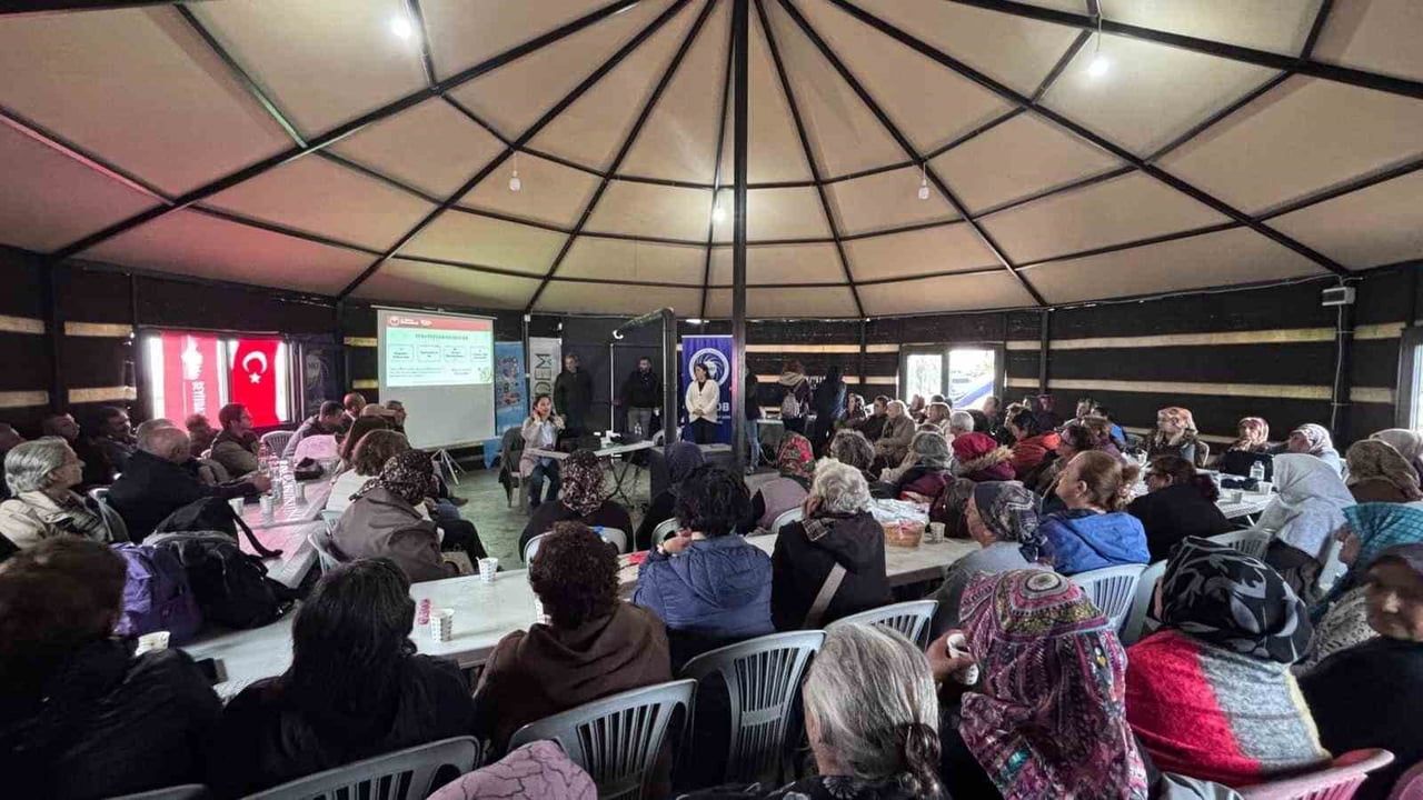 ESKİŞEHİR BÜYÜKŞEHİR BELEDİYESİ, 15 EKİM DÜNYA KADIN ÇİFTÇİLER GÜNÜ KAPSAMINDA KADIN ÜRETİCİLERİN...