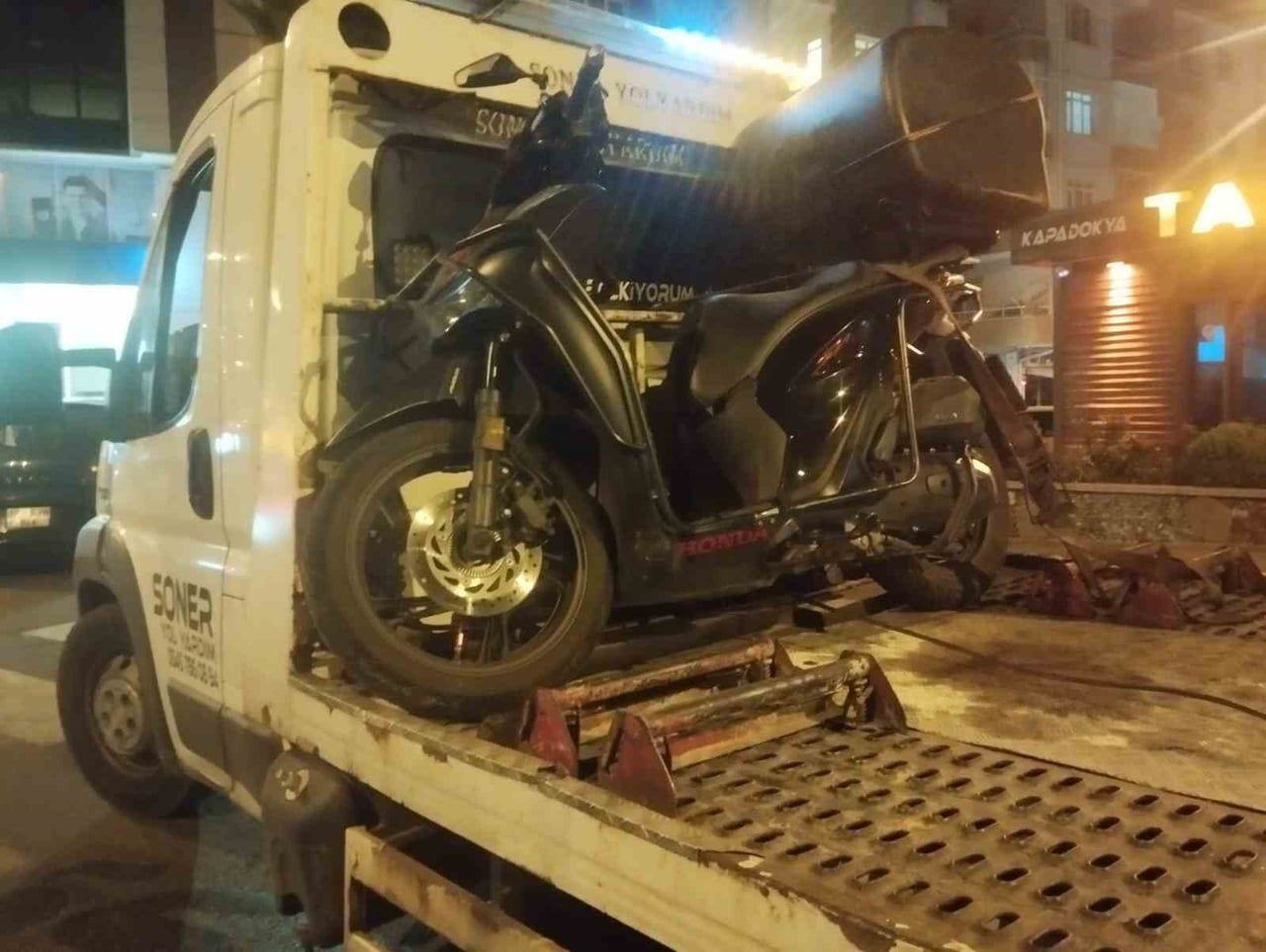 MOTOSİKLET KAZA MAHALLİNDEN KALDIRILDI