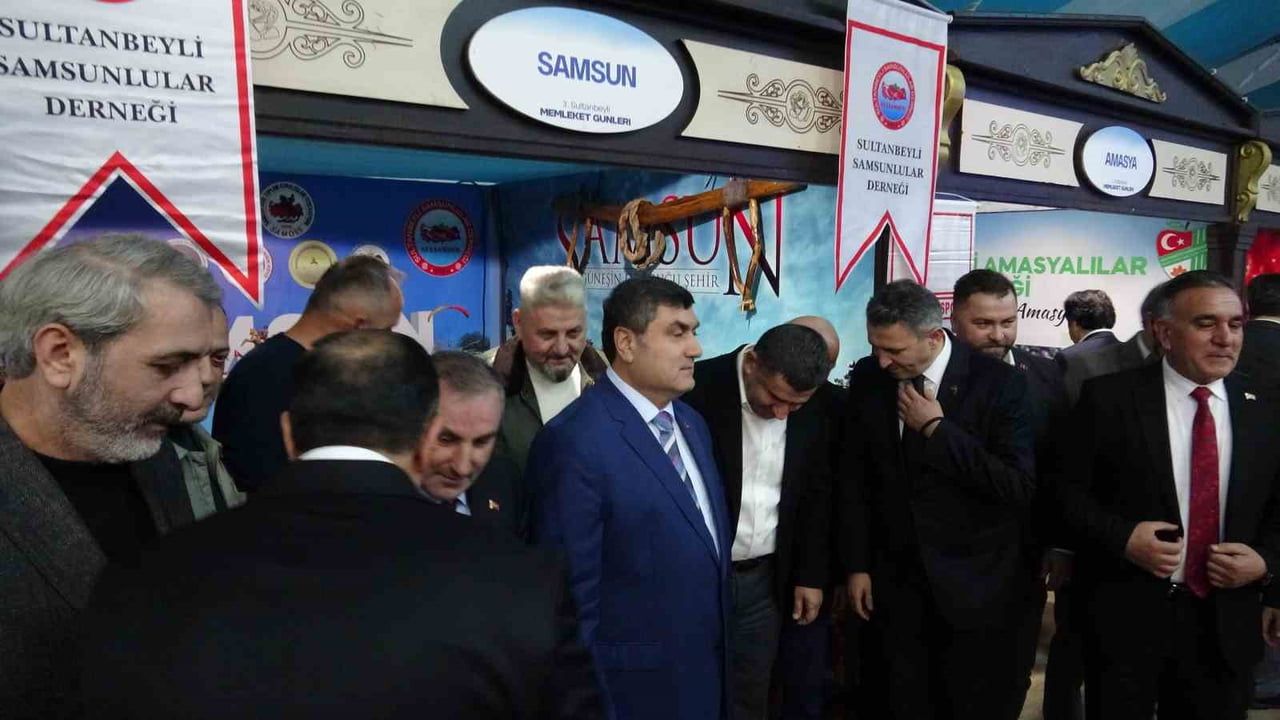 SULTANBEYLİ’NDE ANADOLU’NUN KÜLTÜREL ZENGİNLİKLERİNİ BİR ARAYA GETİREN 3’ÜNCÜ MEMLEKET GÜNLERİ...
