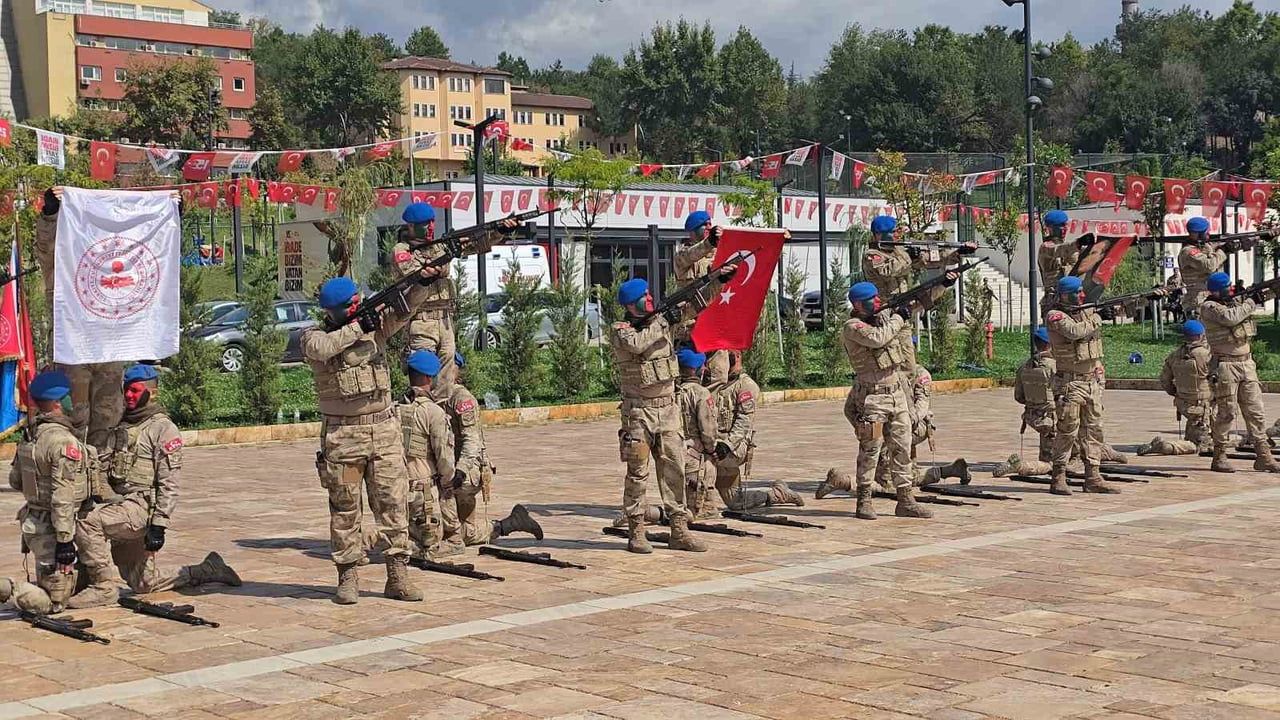 KARABÜK’TE 30 AĞUSTOS ZAFER BAYRAMI’NIN 104. YIL DÖNÜMÜ DÜZENLENEN TÖREN VE ETKİNLİKLERLE...