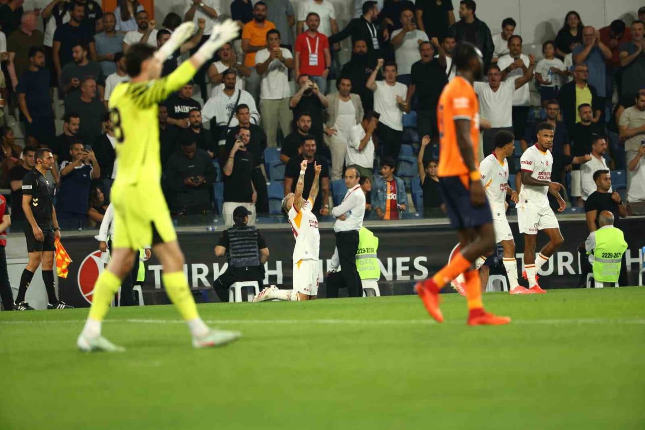 GALATASARAY’IN URUGUAYLI FUTBOLCUSU LUCAS TORREİRA, BAŞAKŞEHİR MAÇIYLA BU SEZONKİ İLK GOL...