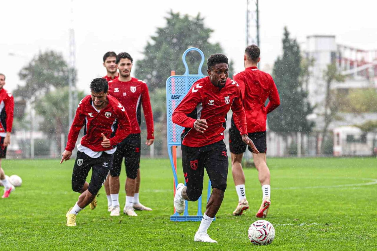 SAMSUNSPOR, TRENDYOL SÜPER LİG'İN 10. HAFTASINDA DEPLASMANDA OYNAYACAĞI BAŞAKŞEHİR FK...